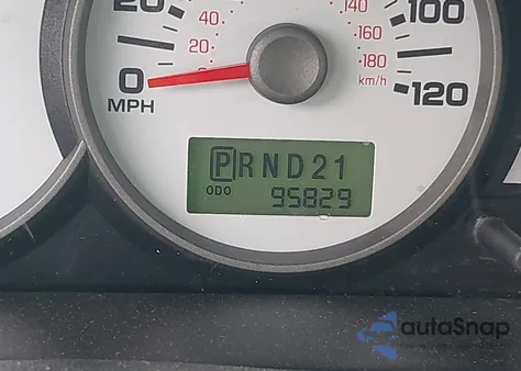 2006 Mazda Tribute S z USA, uszkodzony, nr VIN 4F2CZ96196KM30081